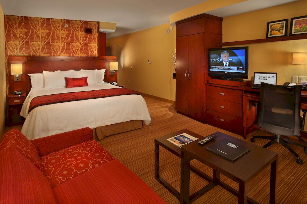 Courtyard By Marriott Stuart Exterior foto