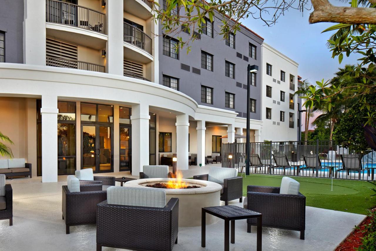 Courtyard By Marriott Stuart Exterior foto