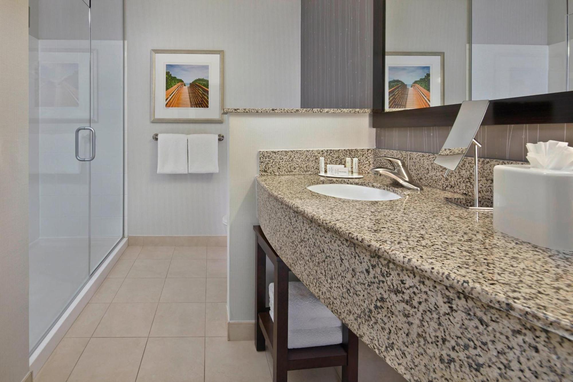 Courtyard By Marriott Stuart Exterior foto