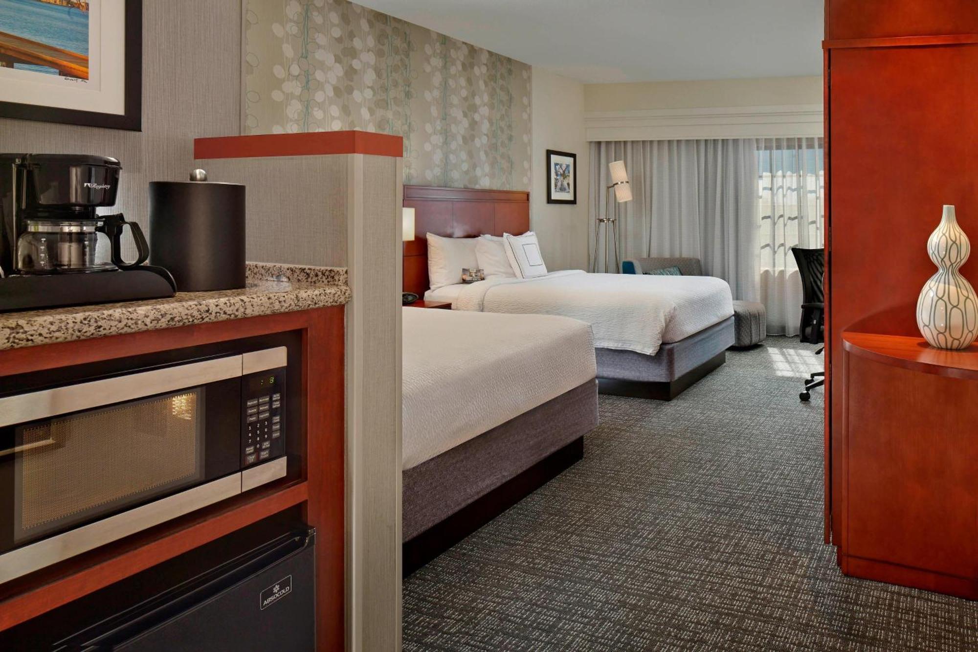 Courtyard By Marriott Stuart Exterior foto
