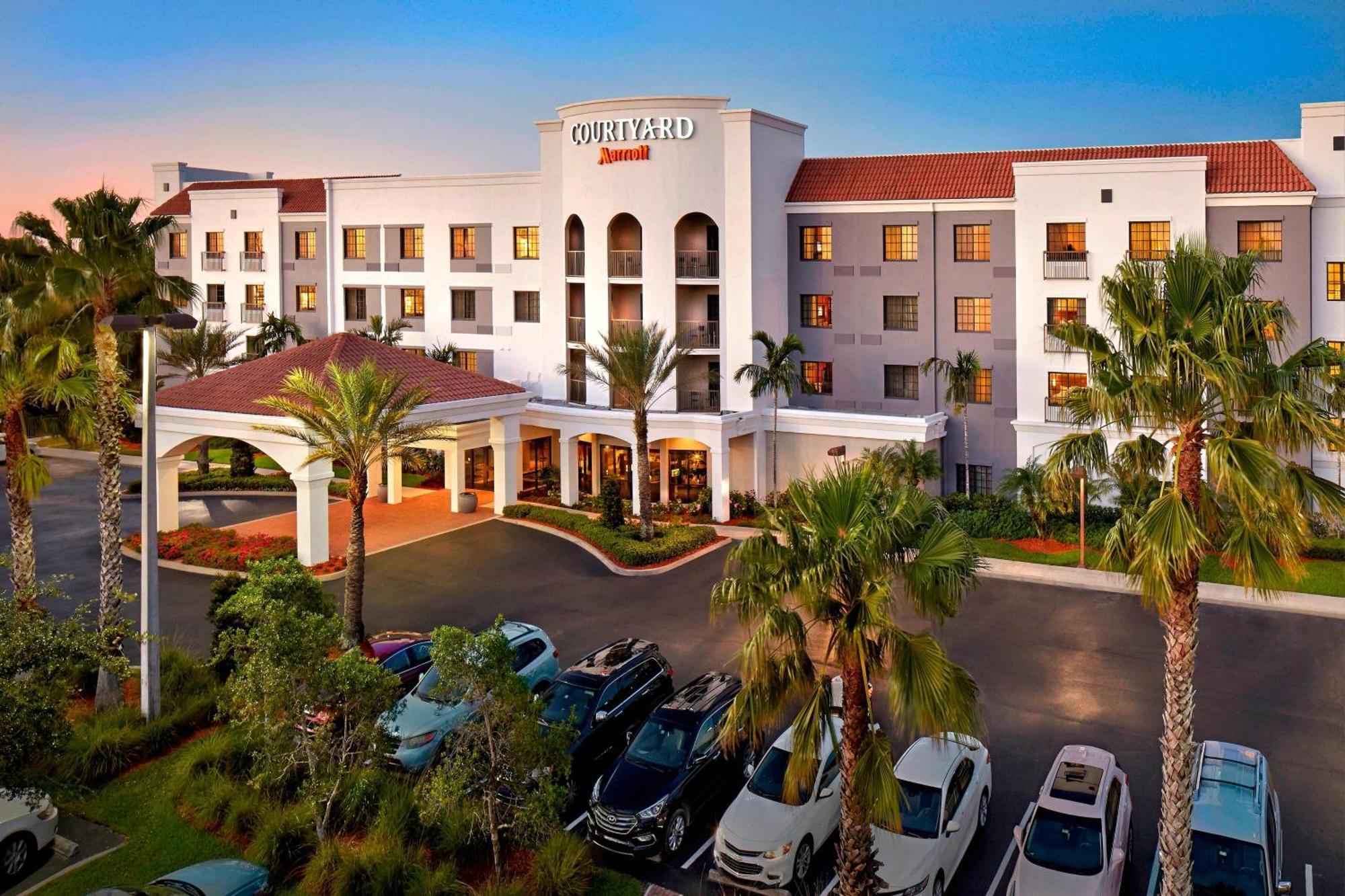 Courtyard By Marriott Stuart Exterior foto