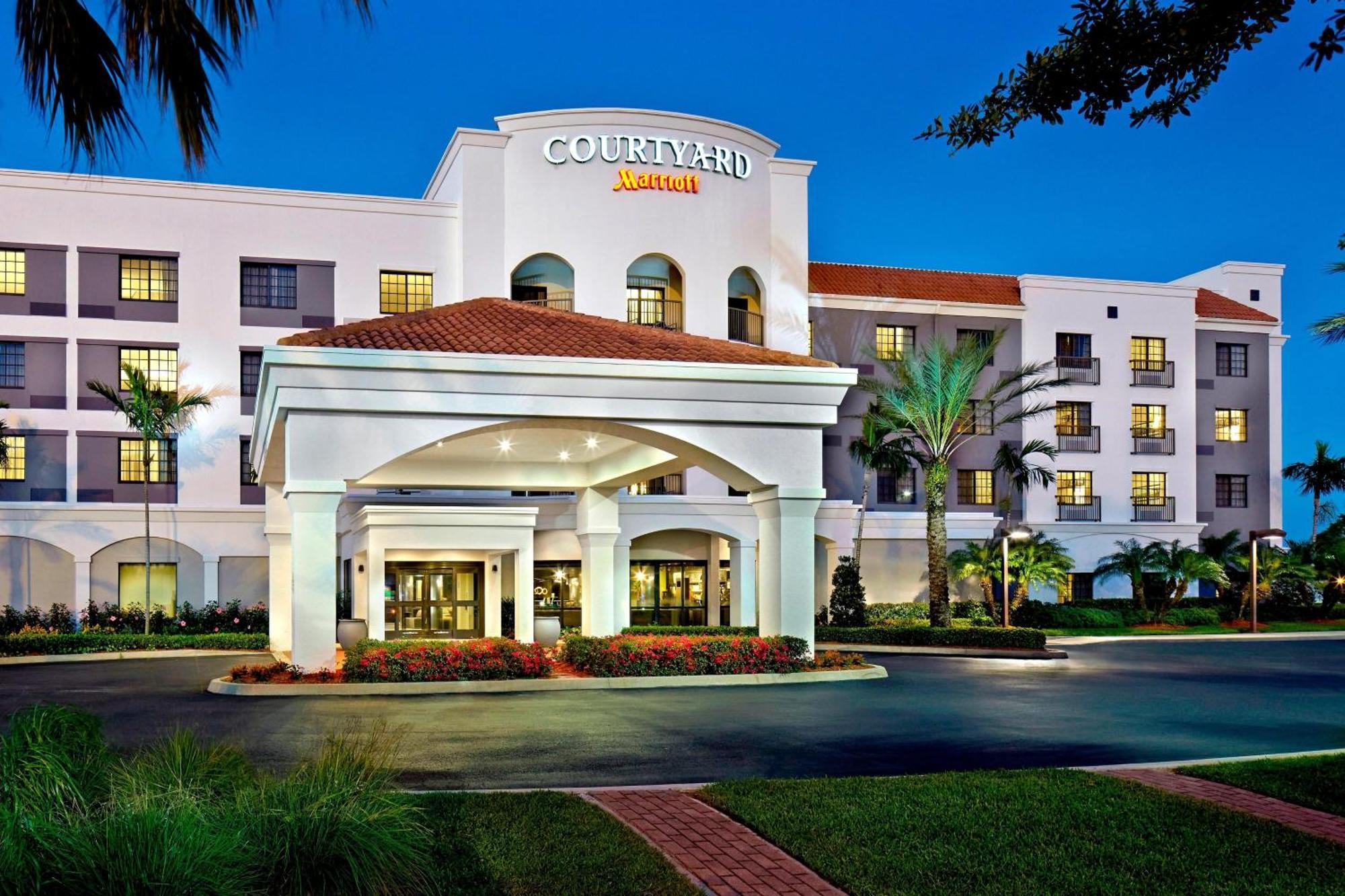 Courtyard By Marriott Stuart Exterior foto