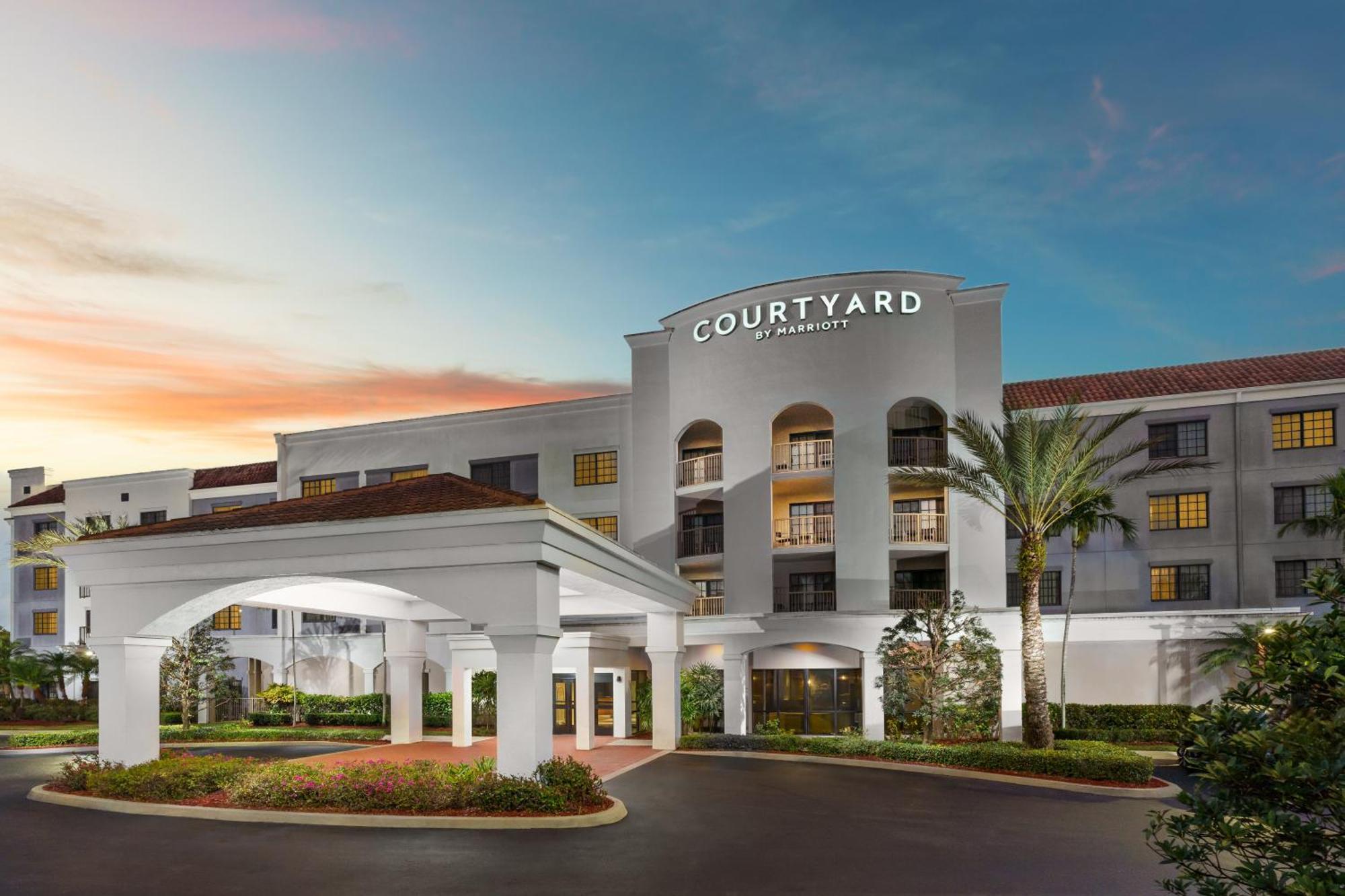 Courtyard By Marriott Stuart Exterior foto