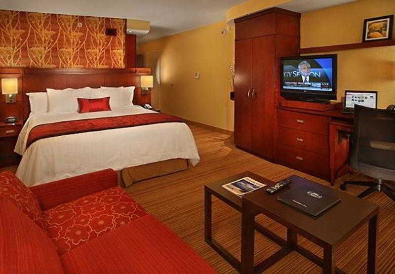 Courtyard By Marriott Stuart Exterior foto