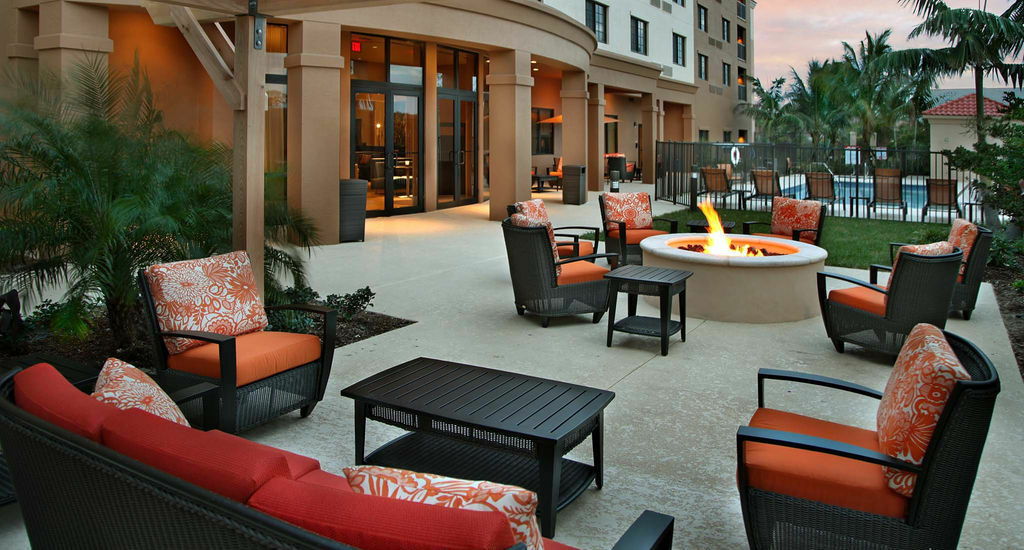 Courtyard By Marriott Stuart Exterior foto